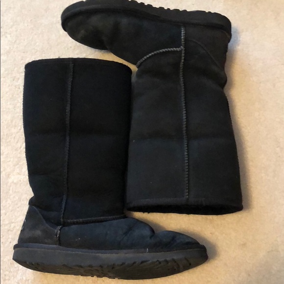 tall black uggs